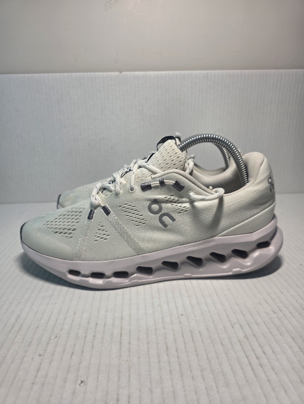 On Cloudsurfer Shoes Womens Size 9 White Sneakers CloudTec Phase